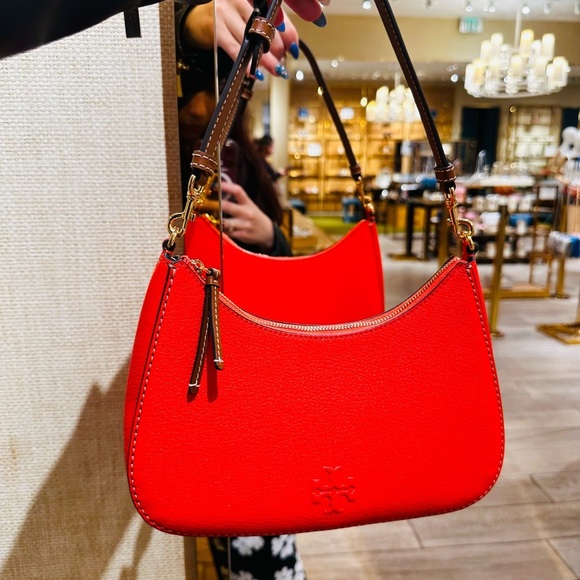 Tory Burch Thea Textured Convertible Leather Crossbody - Picture 3 of 11